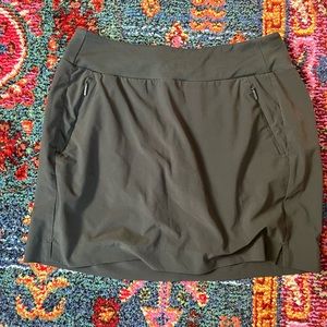 Athleta Fairway Golf Skort 16”